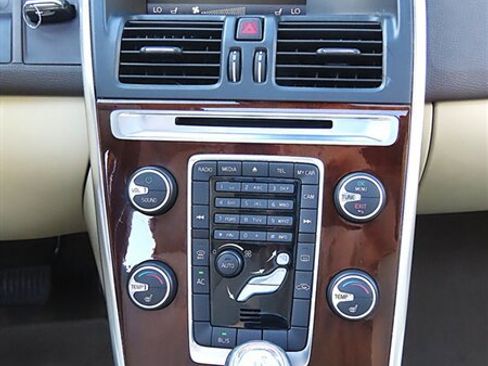 Used 2013 Volvo XC60 T6 image 16