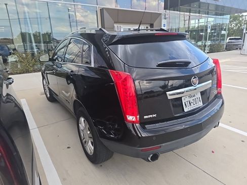 Used 2013 Cadillac SRX Luxury w/ Driver Awareness Package FWD image 8