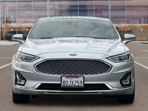 Used 2019 Ford Fusion Titanium image 6