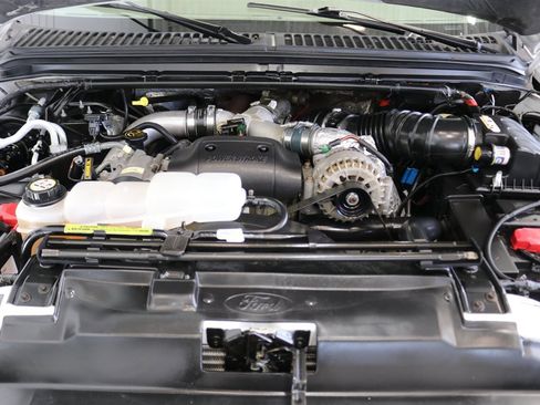 Used 2003 Ford F350 Lariat image 14