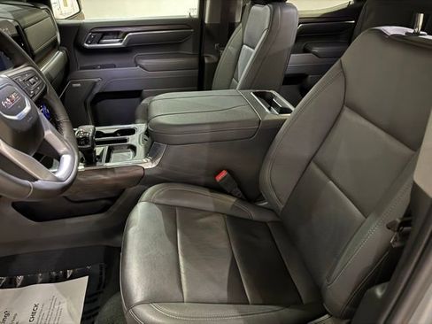 Used 2025 GMC Sierra 1500 SLT w/ SLT Premium Plus Package AWD/4WD image 10