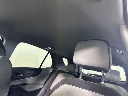 Used 2020 Chevrolet Equinox LS w/ LS Convenience Package image 12