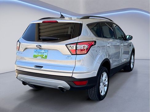 Used 2018 Ford Escape SE w/ SE Sync 3 Package FWD image 6