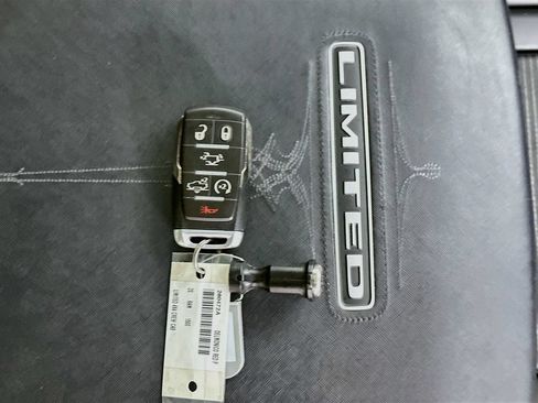 Used 2020 RAM 1500 Limited AWD/4WD image 35