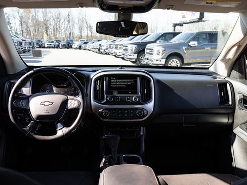 Used 2020 Chevrolet Colorado LT w/ LT Convenience Package image 19