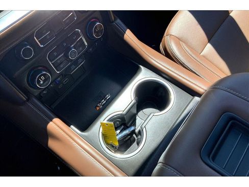 Used 2024 Chevrolet Tahoe High Country w/ Advanced Technology Package AWD/4WD image 19