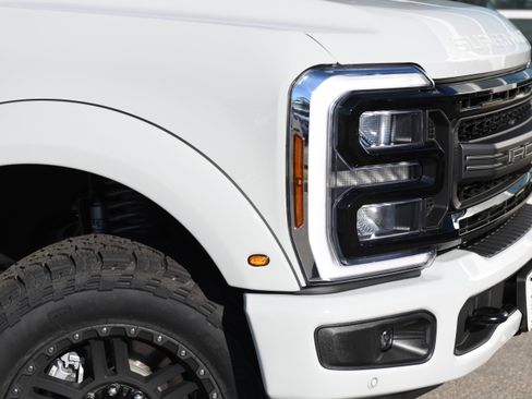 New 2026 Ford F250 Lariat w/ Black Appearance Package image 4