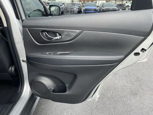 Used 2020 Nissan Rogue S w/ Special Edition Package image 22