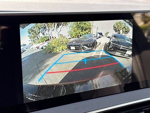 New 2027 Toyota Prius XLE FWD image 23