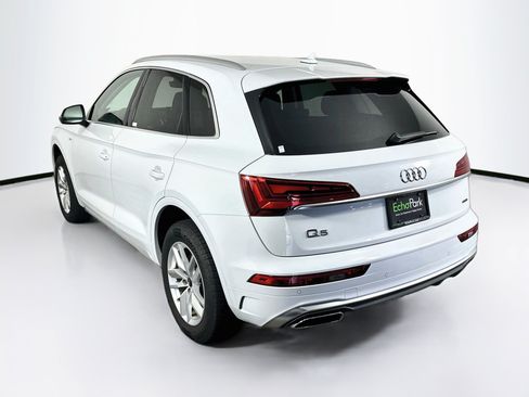 Used 2024 Audi Q5 2.0T Premium w/ Convenience Package AWD/4WD image 5
