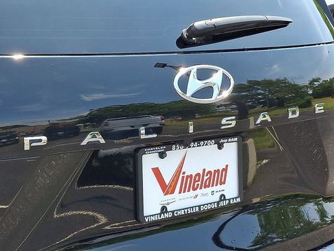 Used 2024 Hyundai Palisade Limited AWD/4WD image 33