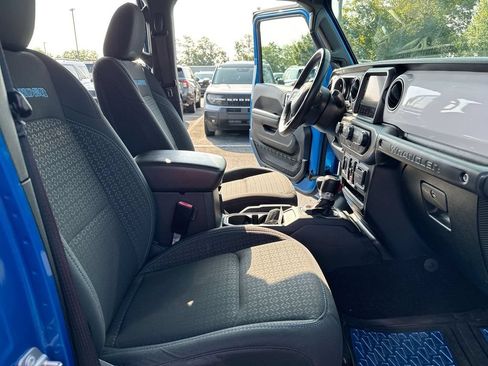 Used 2021 Jeep Wrangler Unlimited Sport AWD/4WD image 22