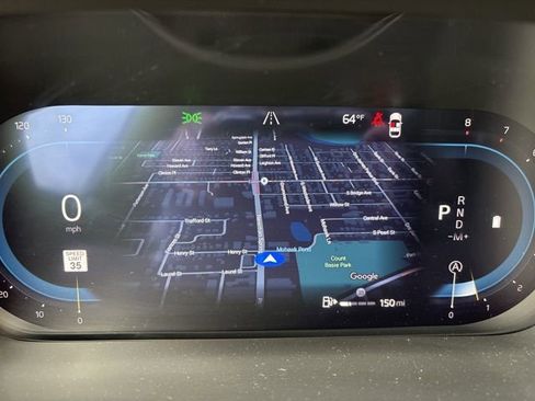 Used 2025 Volvo XC60 B5 Plus image 21