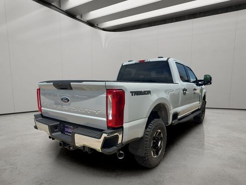 New 2026 Ford F250 XLT w/ Tremor Off-Road Package AWD/4WD image 5