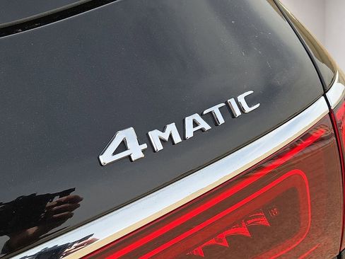 Used 2021 Mercedes-Benz GLS 580 4MATIC image 13