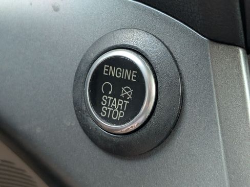 Used 2019 Ford Escape SE FWD image 25