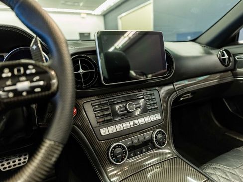 Used 2016 Mercedes-Benz SL 63 AMG image 14
