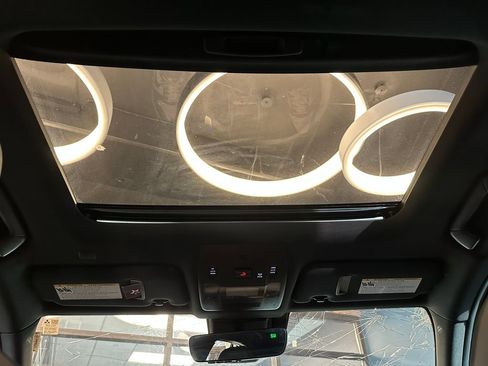 Used 2022 Lexus UX 250h w/ Premium Package AWD/4WD image 22