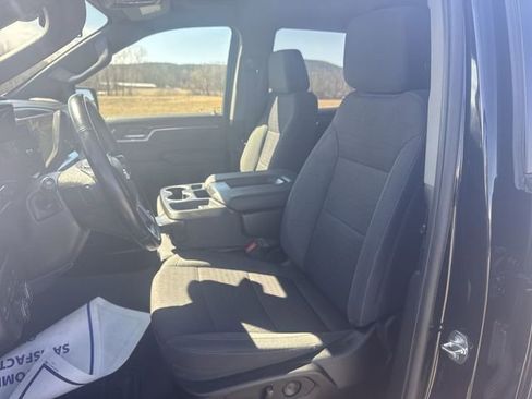 Used 2022 Chevrolet Silverado 1500 LT image 20