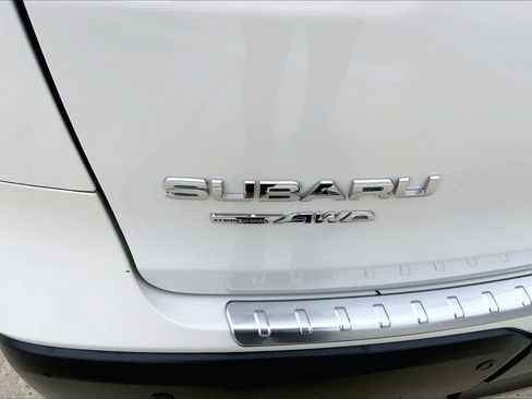 Used 2023 Subaru Ascent Premium w/ Convenience Package AWD/4WD image 30