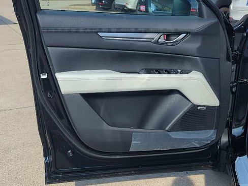 New 2025 MAZDA CX-5 AWD 2.5 S w/ Premium Plus Pkg image 12