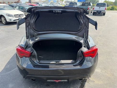 Used 2018 Subaru BRZ Limited w/ Popular Package #3 RWD image 29