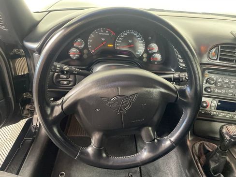 Used 1999 Chevrolet Corvette Convertible w/ Memory Pkg RWD image 12