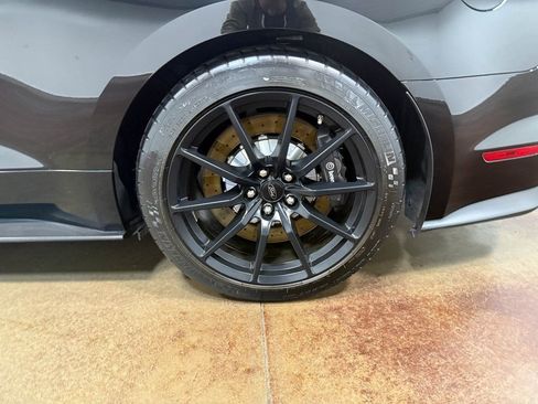 Used 2016 Ford Mustang Shelby GT350 w/ Track Package image 93