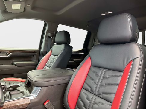 Used 2024 GMC Sierra 1500 Elevation w/ Preferred Package AWD/4WD image 34
