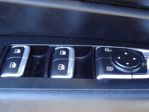 Used 2023 Kia Telluride S image 13