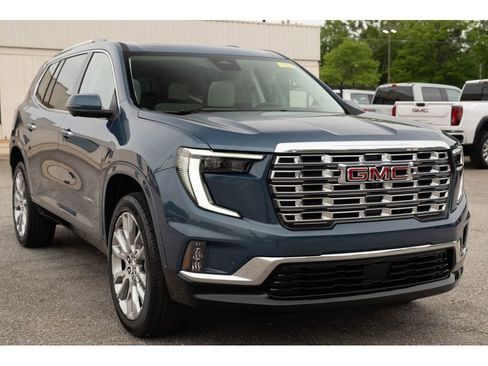 New 2026 GMC Acadia Denali FWD image 35