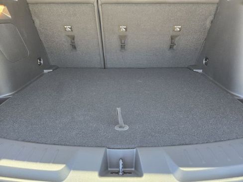 New 2026 Chevrolet TrailBlazer LT w/ Convenience Package FWD image 23