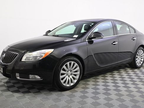 Used 2013 Buick Regal Premium image 2