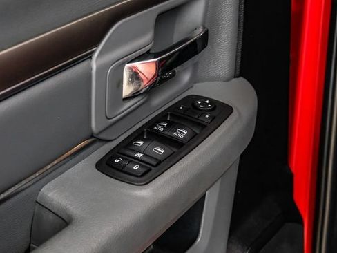 Used 2018 RAM 2500 SLT w/ Cold Weather Group AWD/4WD image 46