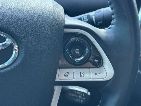 Used 2019 Toyota Prius Prime Advanced w/ Preferred Accessory Package image 29