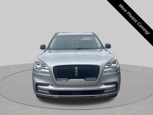 Used 2023 Lincoln Aviator Reserve w/ Equipment Group 201A AWD/4WD image 2