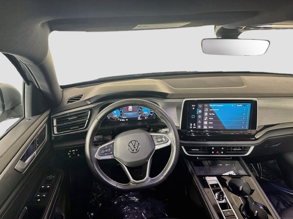 Used 2026 Volkswagen Atlas Cross Sport SE FWD image 16