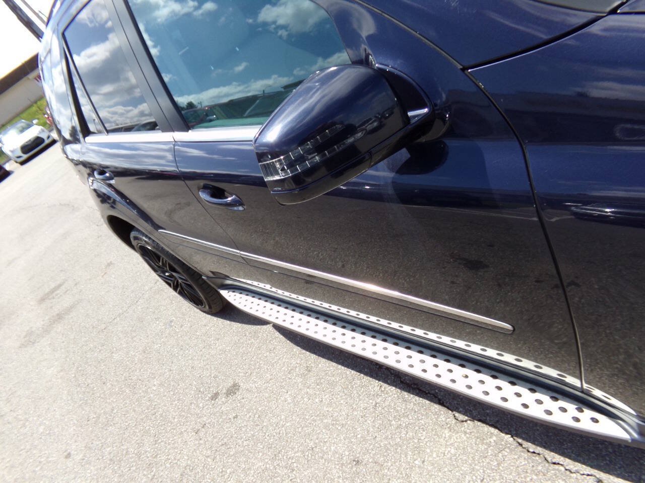 Used 2011 Mercedes-Benz ML 350 4MATIC image 40
