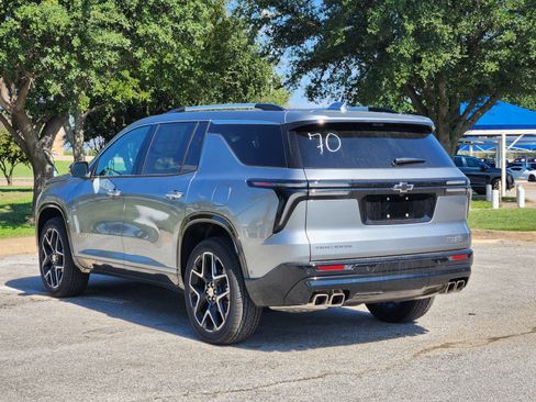 New 2026 Chevrolet Traverse High Country w/ LPO, Floor Liner Package FWD image 3