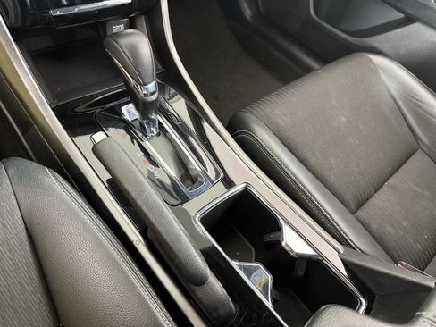 Used 2016 Honda Accord Sport image 24