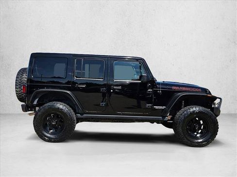 Used 2013 Jeep Wrangler Unlimited Rubicon w/ Connectivity Group AWD/4WD image 4