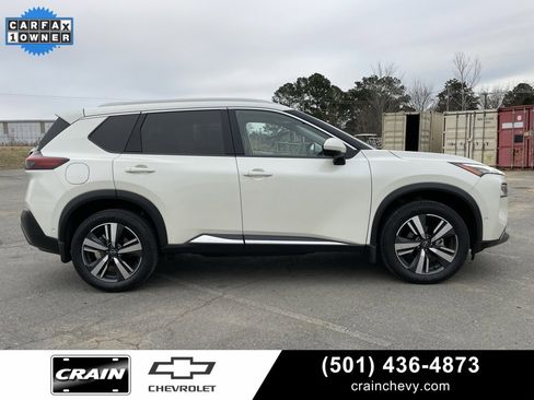 Used 2023 Nissan Rogue SL w/ SL Premium Package image 9