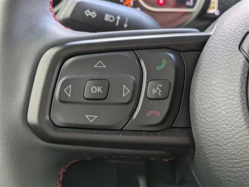 Used 2024 Jeep Wrangler Rubicon image 39