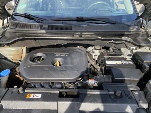 Used 2018 Kia Soul + FWD image 27