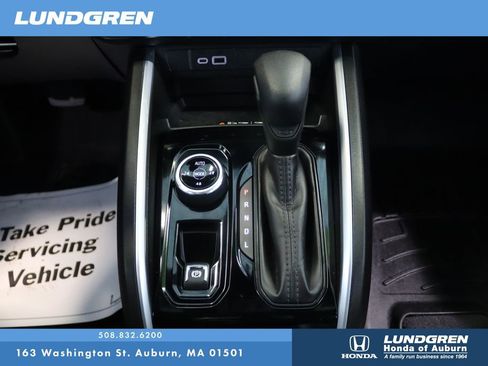 Used 2025 Chevrolet Colorado Trail Boss AWD/4WD image 29