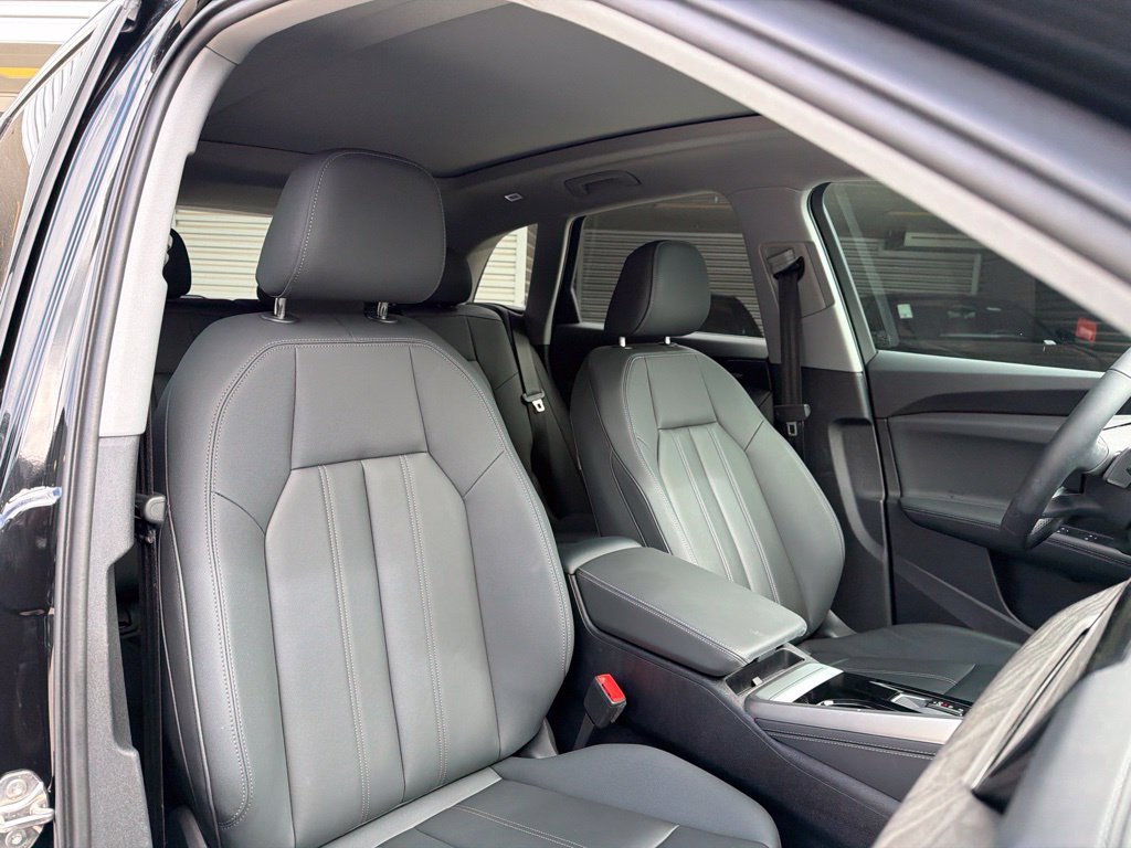 Used 2026 Audi Q5 Premium Plus AWD/4WD image 16