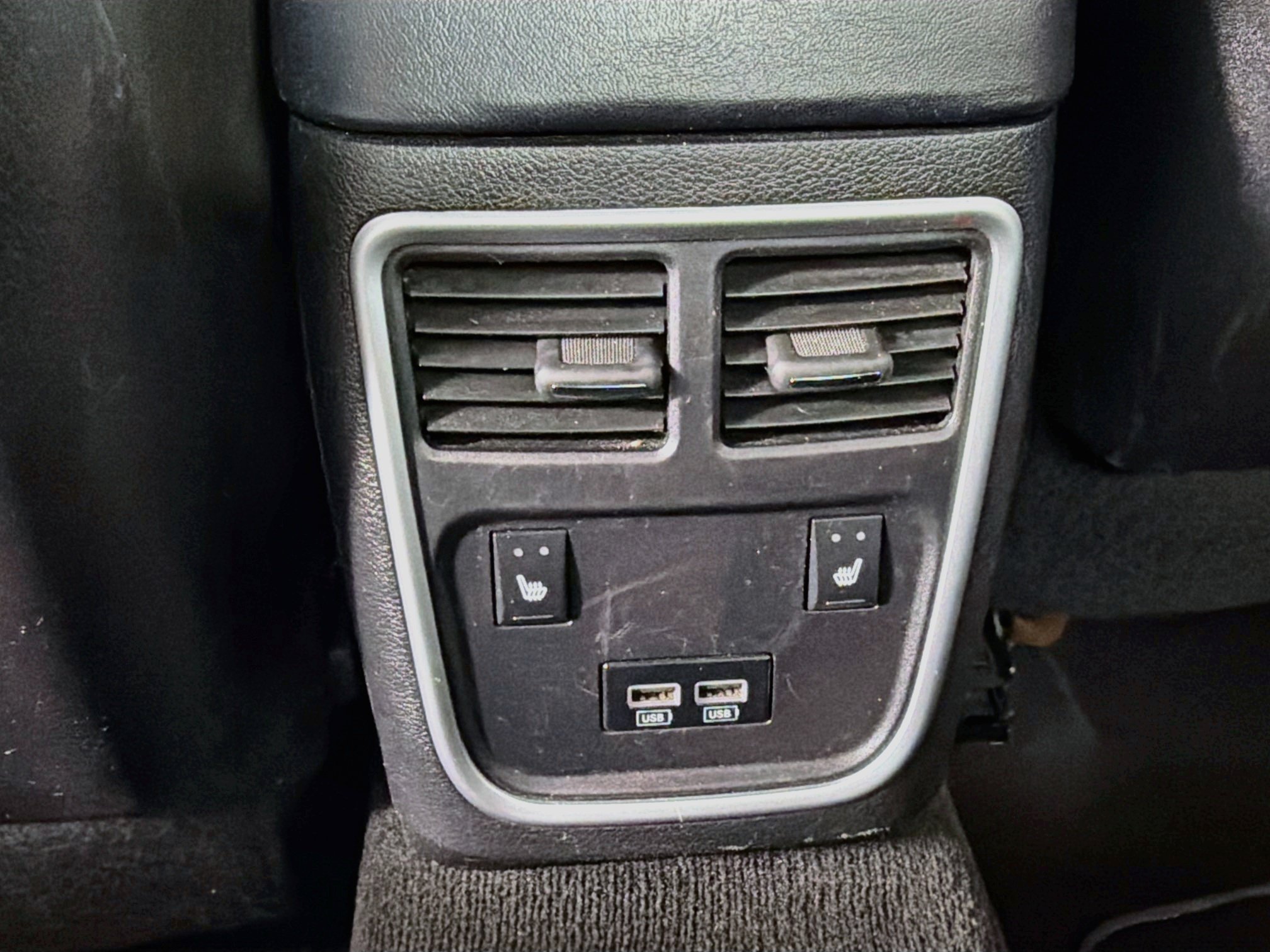 Used 2021 Dodge Charger SXT w/ Leather Interior Group RWD image 26