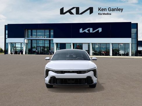New 2025 Kia K4 GT-Line Turbo FWD image 2