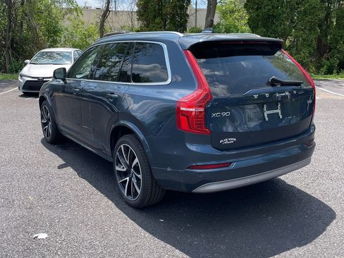 Used 2022 Volvo XC90 T6 Momentum w/ Advanced Package AWD/4WD image 4