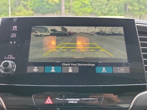 Used 2020 Honda Passport Touring image 19